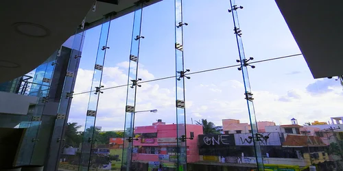 UK Glass - Latest update - Spider Fitting Toughened Glass Manufacturers in Bangalore